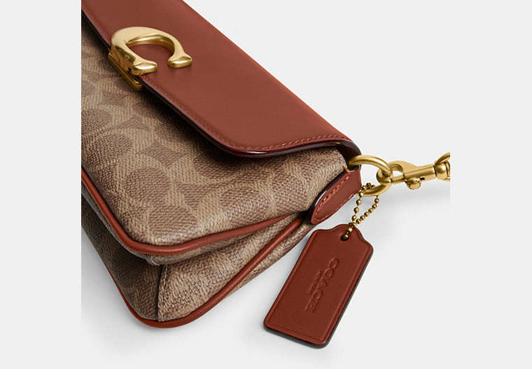 Jet Shoulder Bag In Signature Canvas
