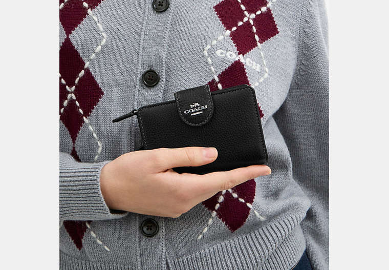 Medium Corner Zip Wallet