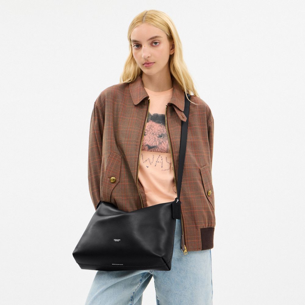 Mott Messenger Bag 33