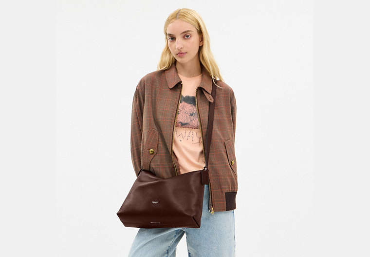 Mott Messenger Bag 33