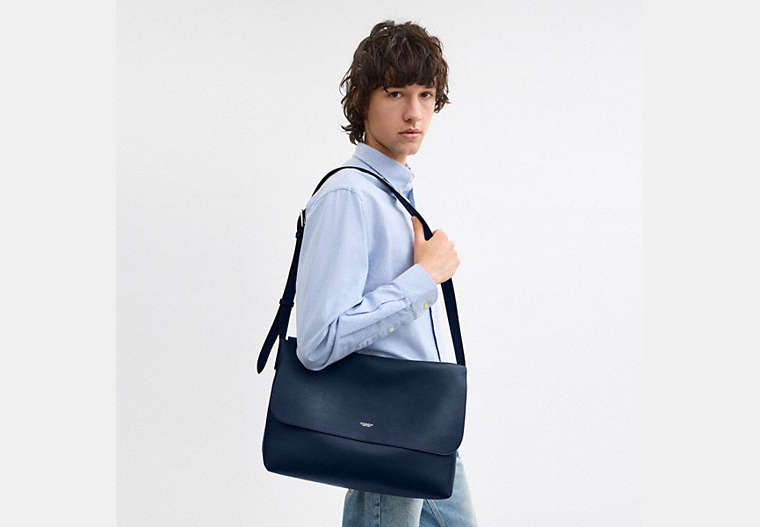 Ludlow Messenger Bag