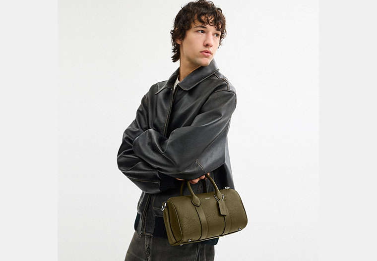 Compass Bag 25