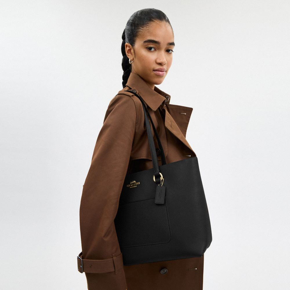 Station Tote Bag In Signature Leather