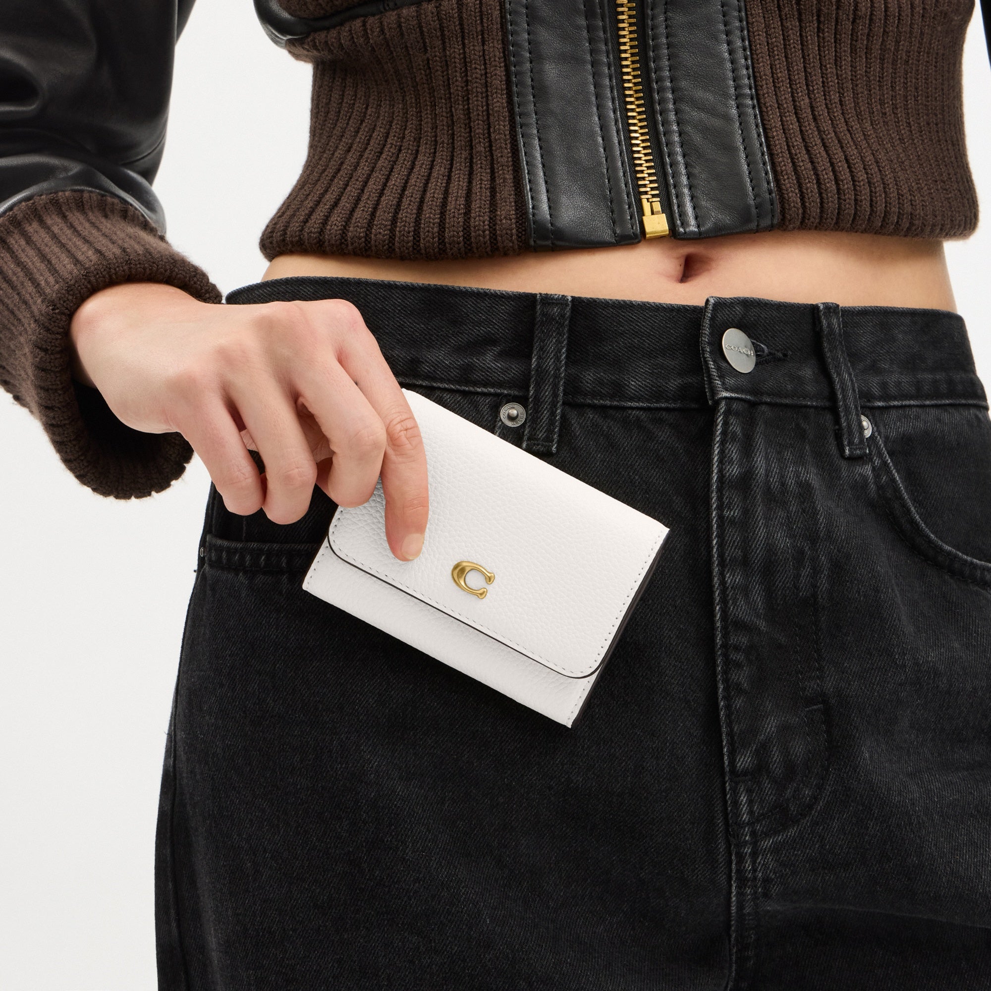 Essential Flap Card Case