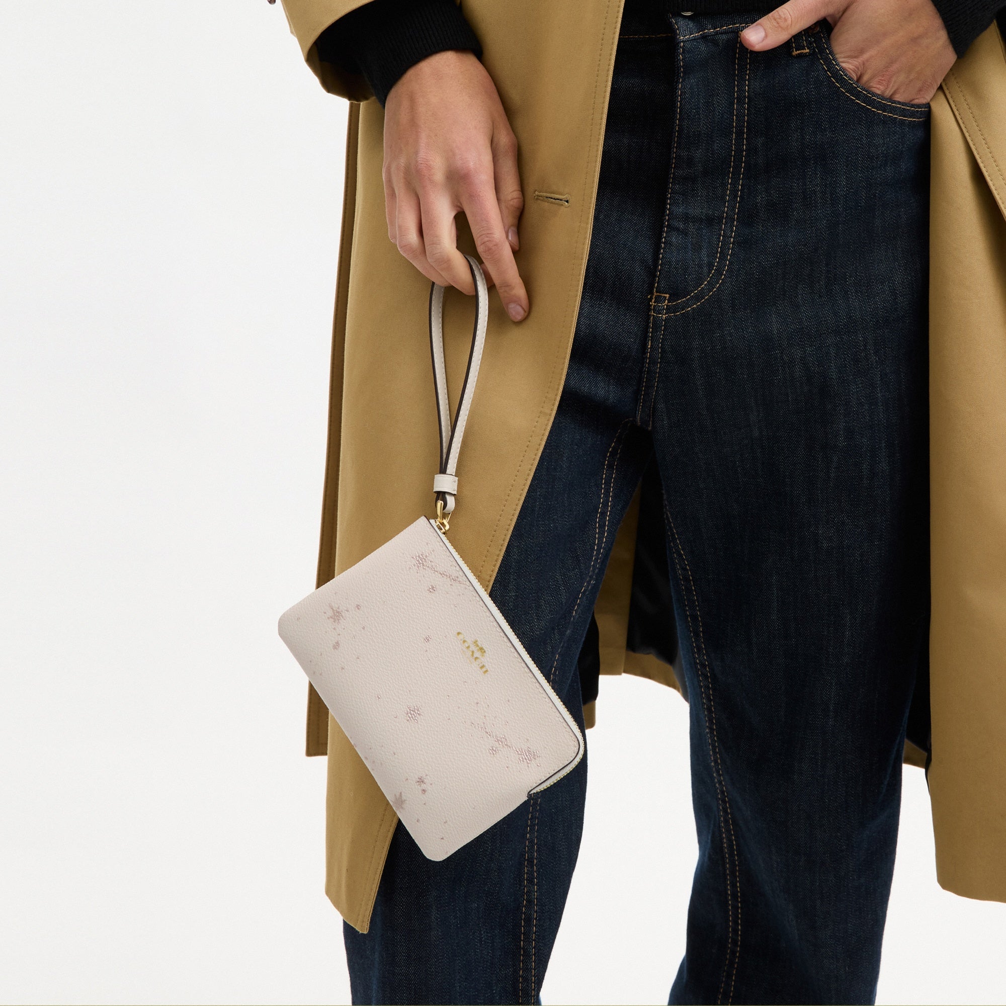 Corner Zip Wristlet With Star Print