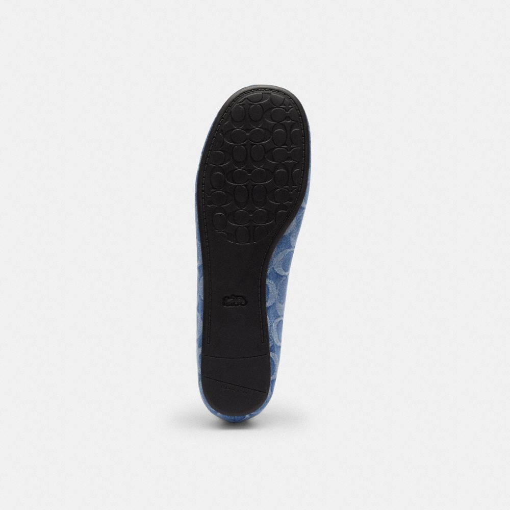 Phoebe Ballet Flat In Signature Denim
