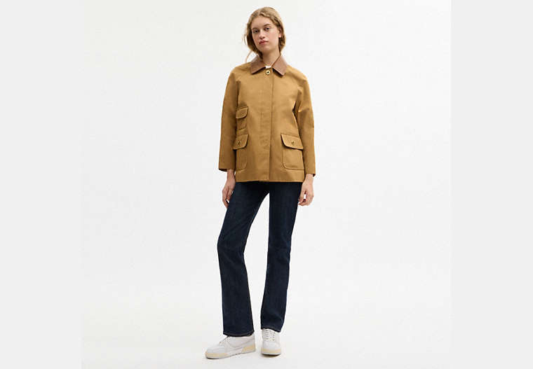 Turnlock Swing Coat
