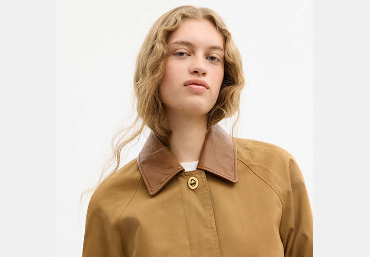 Turnlock Swing Coat