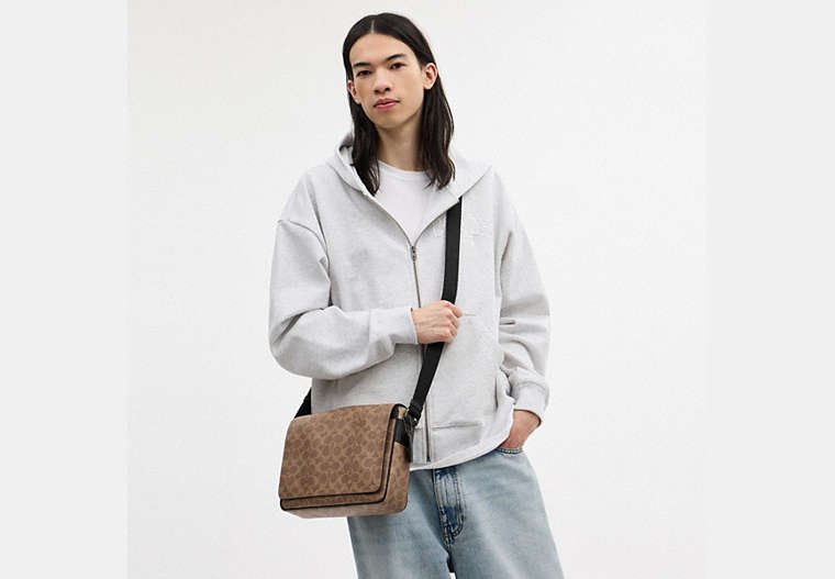 Jack Messenger Bag In Signature Canvas