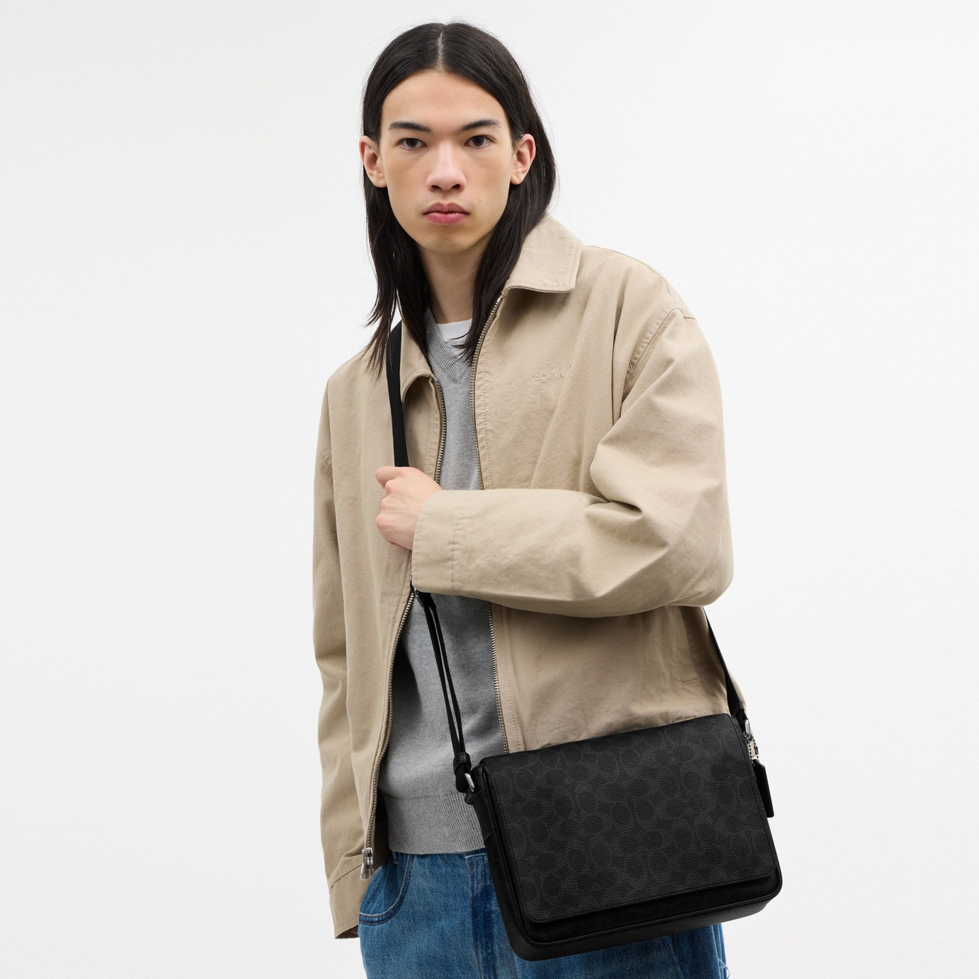Jack Messenger Bag In Signature Canvas