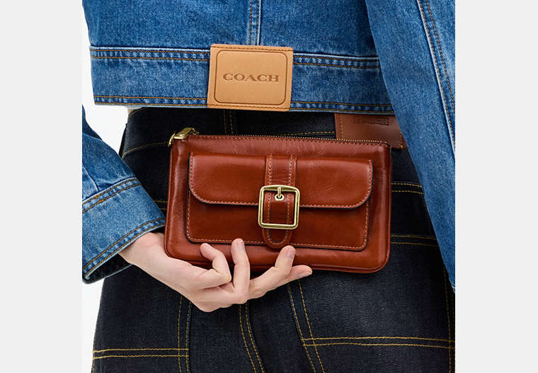 Ashton Wristlet