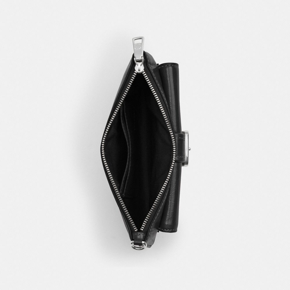 Ashton Wristlet