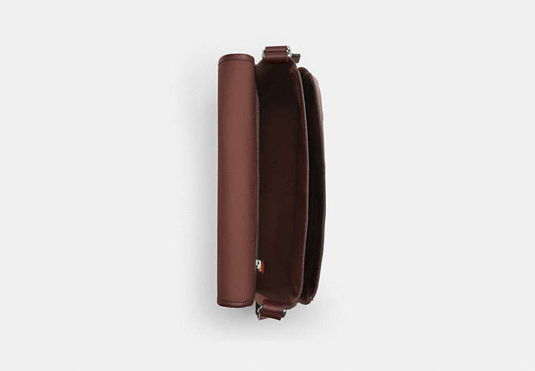 Colby Messenger Bag 32