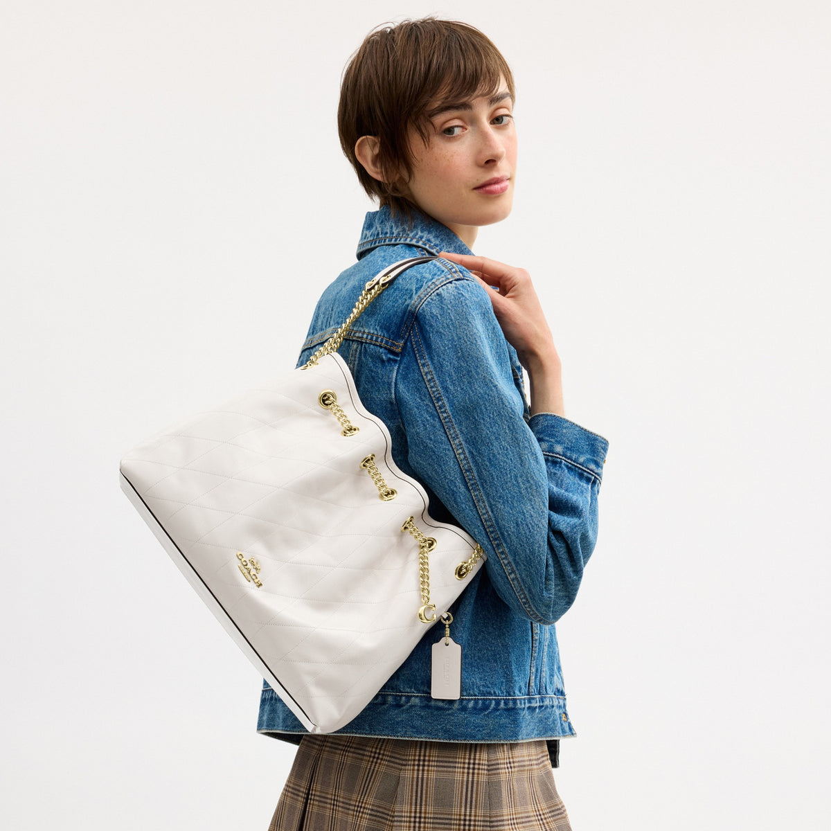 Evelyn Shoulder Bag With Quilting And Charm