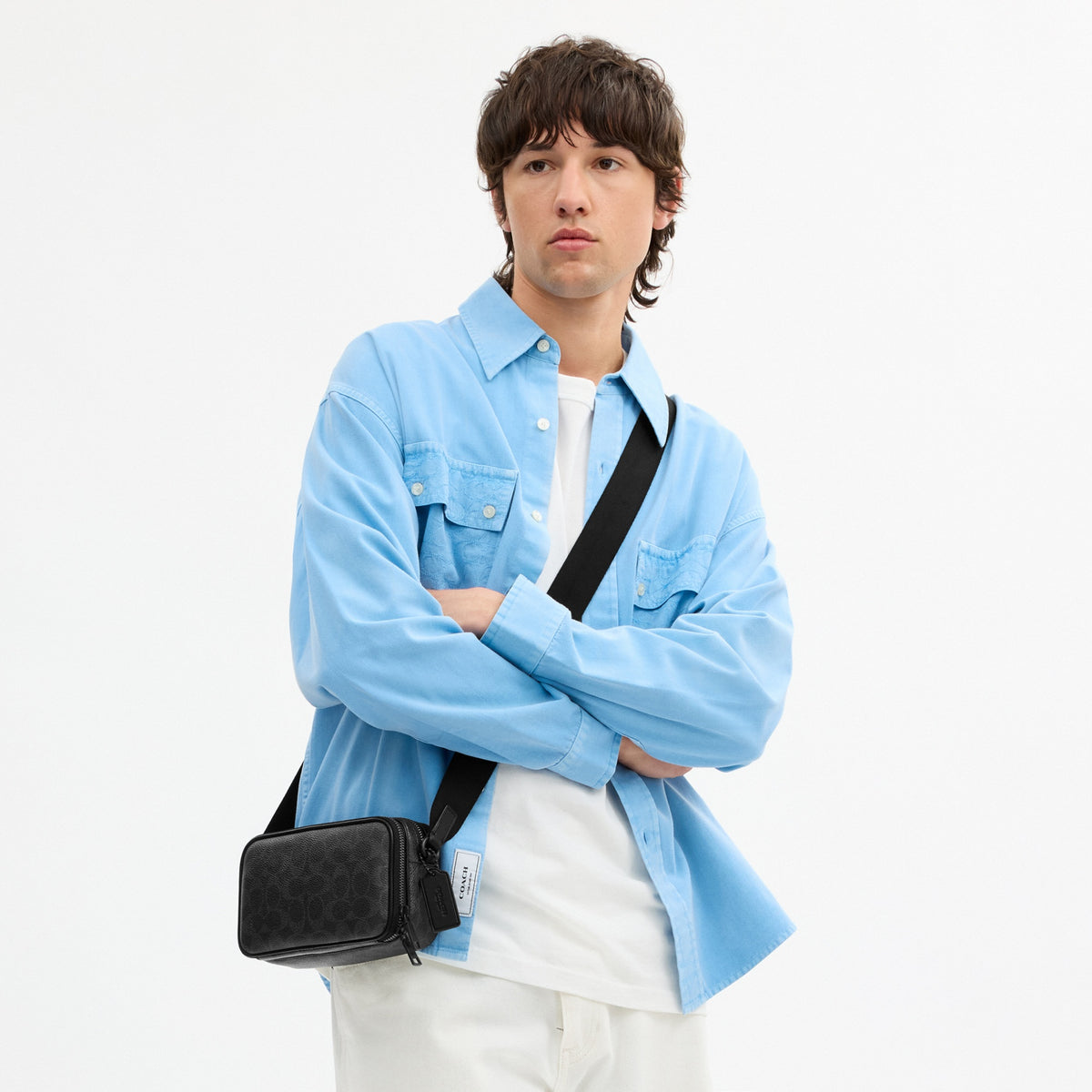 Colton Crossbody Bag 19 In Signature Canvas