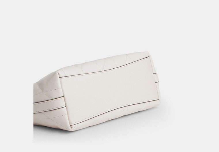 Caitlin Shoulder Bag With Quilting And Charm