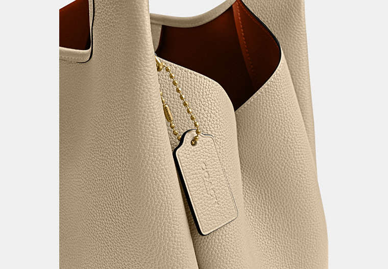 Lana Shoulder Bag
