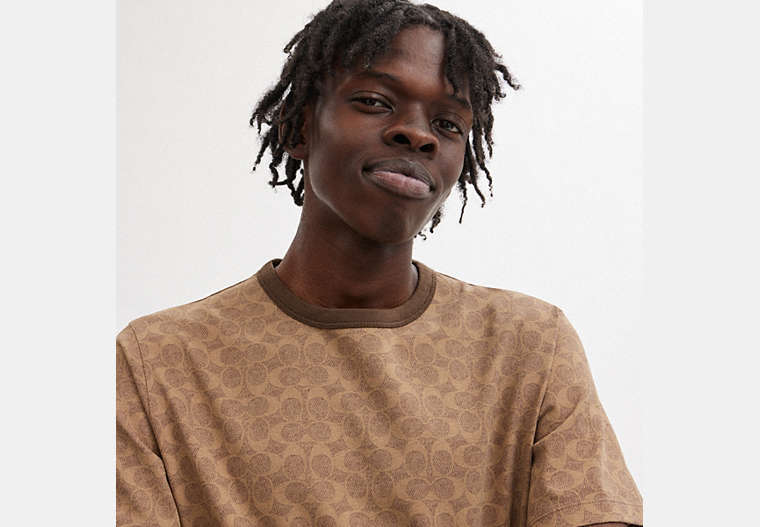 Signature T-Shirt