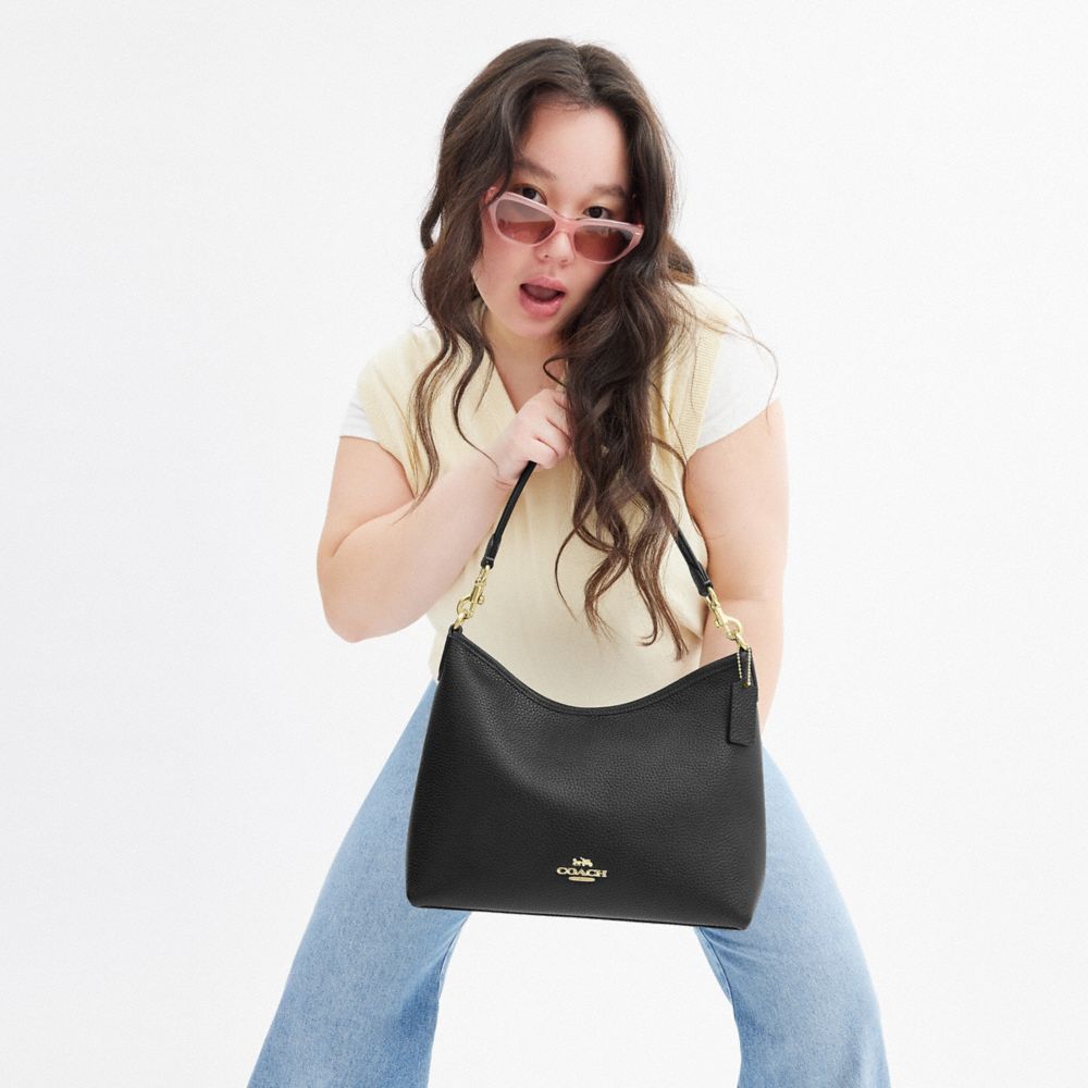 Laurel Shoulder Bag In Signature Leather