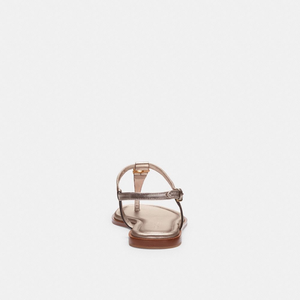 Jessica Sandal