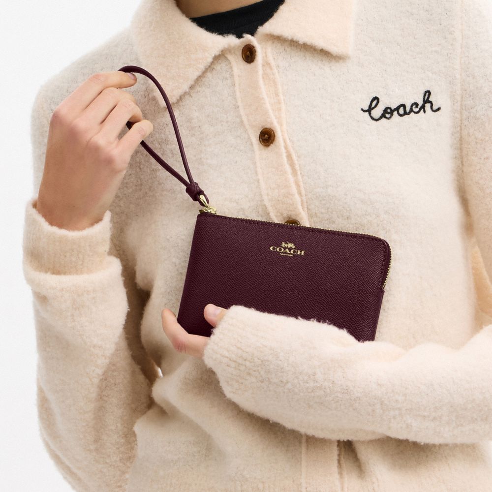 Corner Zip Wristlet