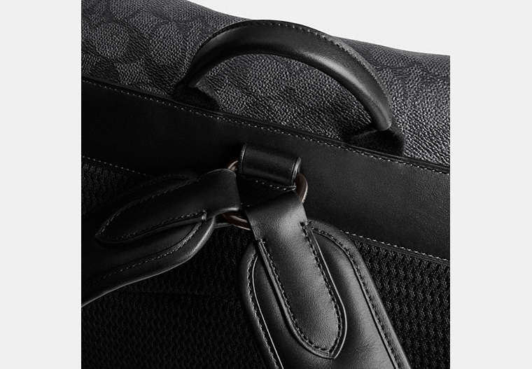 Hitch Backpack In Signature Canvas