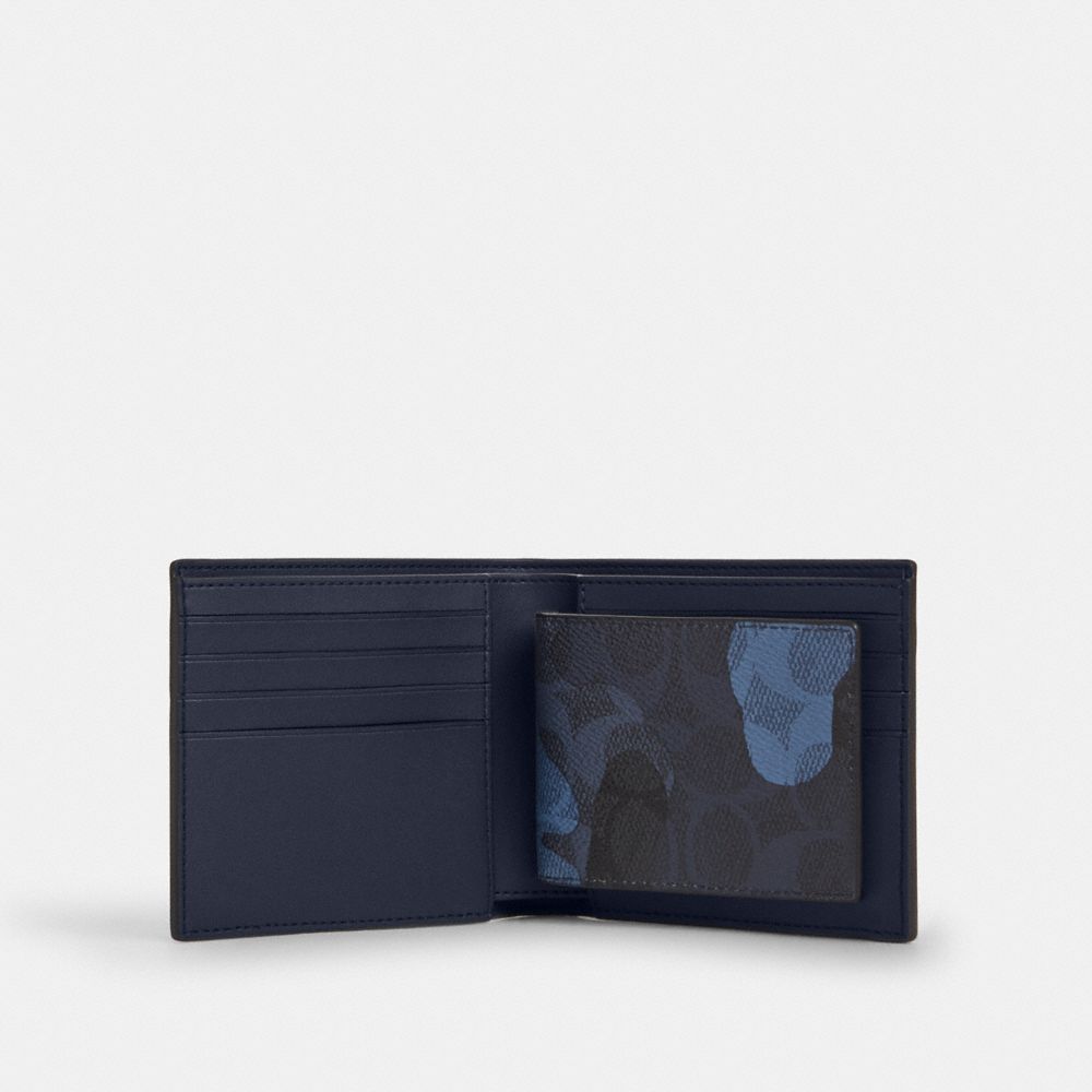 3-In-1 Wallet In Signature Camo Print
