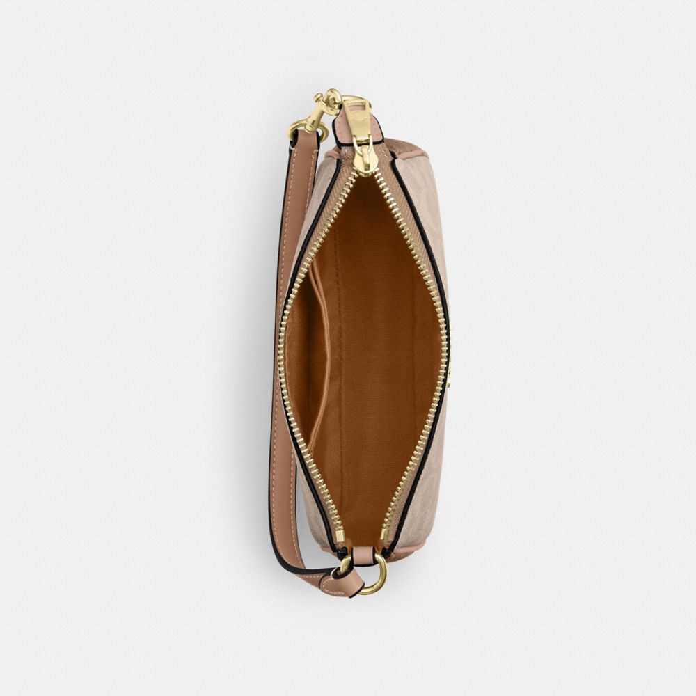 Nolita 19 In Blocked Signature Canvas