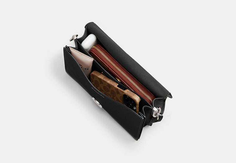 Chain Tabby Shoulder Bag