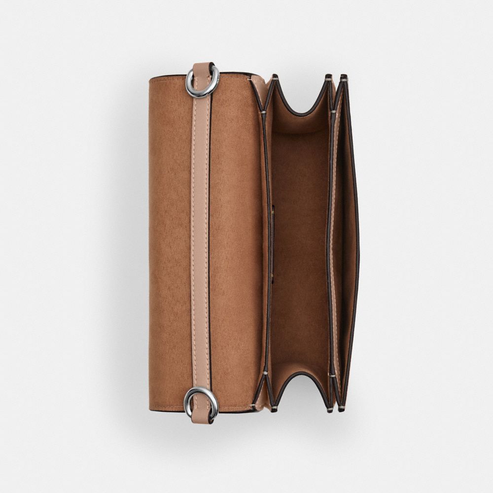 Quinn Bag In Signature Canvas