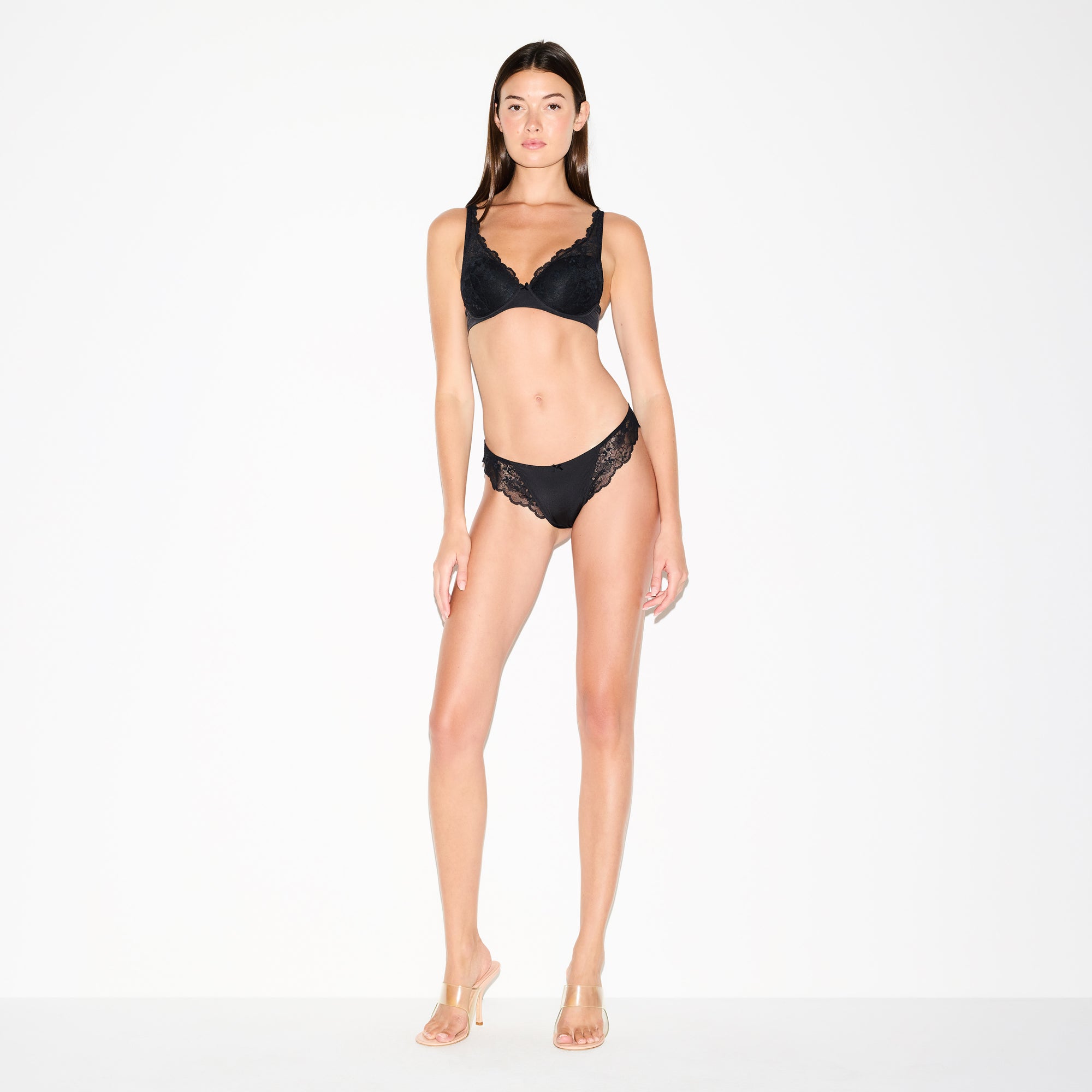 Skims Lace Full Coverage Bra — Part 2