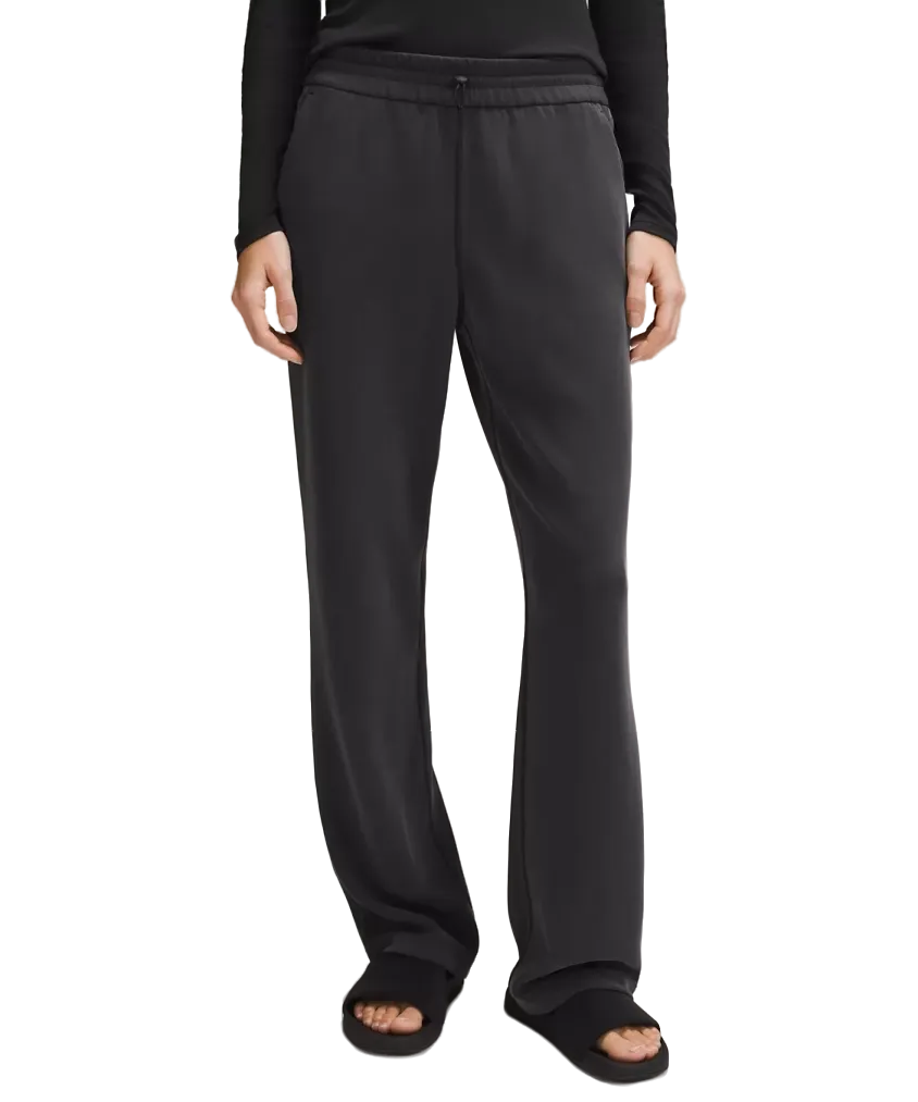 Lululemon Softstreme High-Rise Pant Short Black