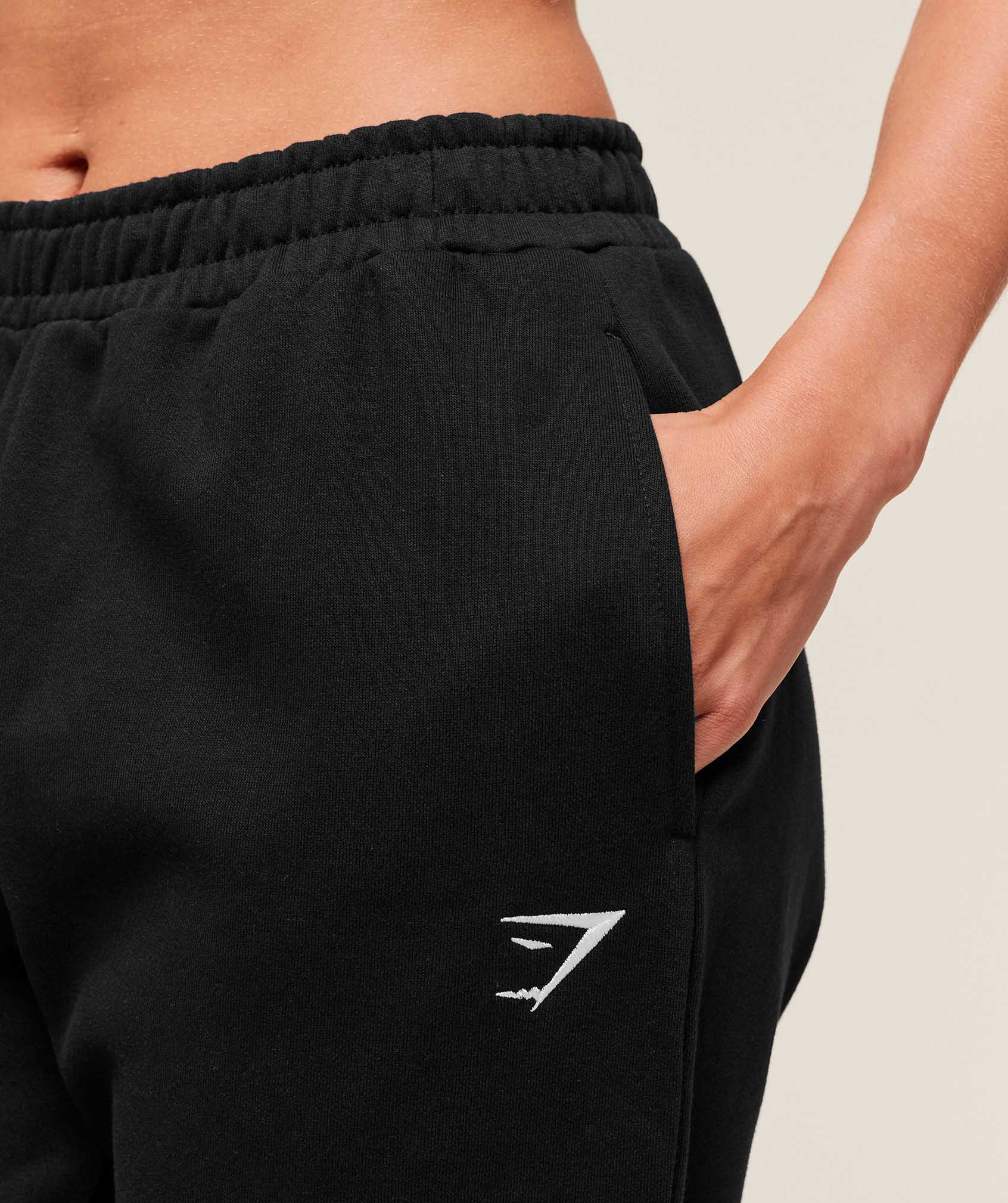 Gymshark Training Regular Fleece Joggers - Black