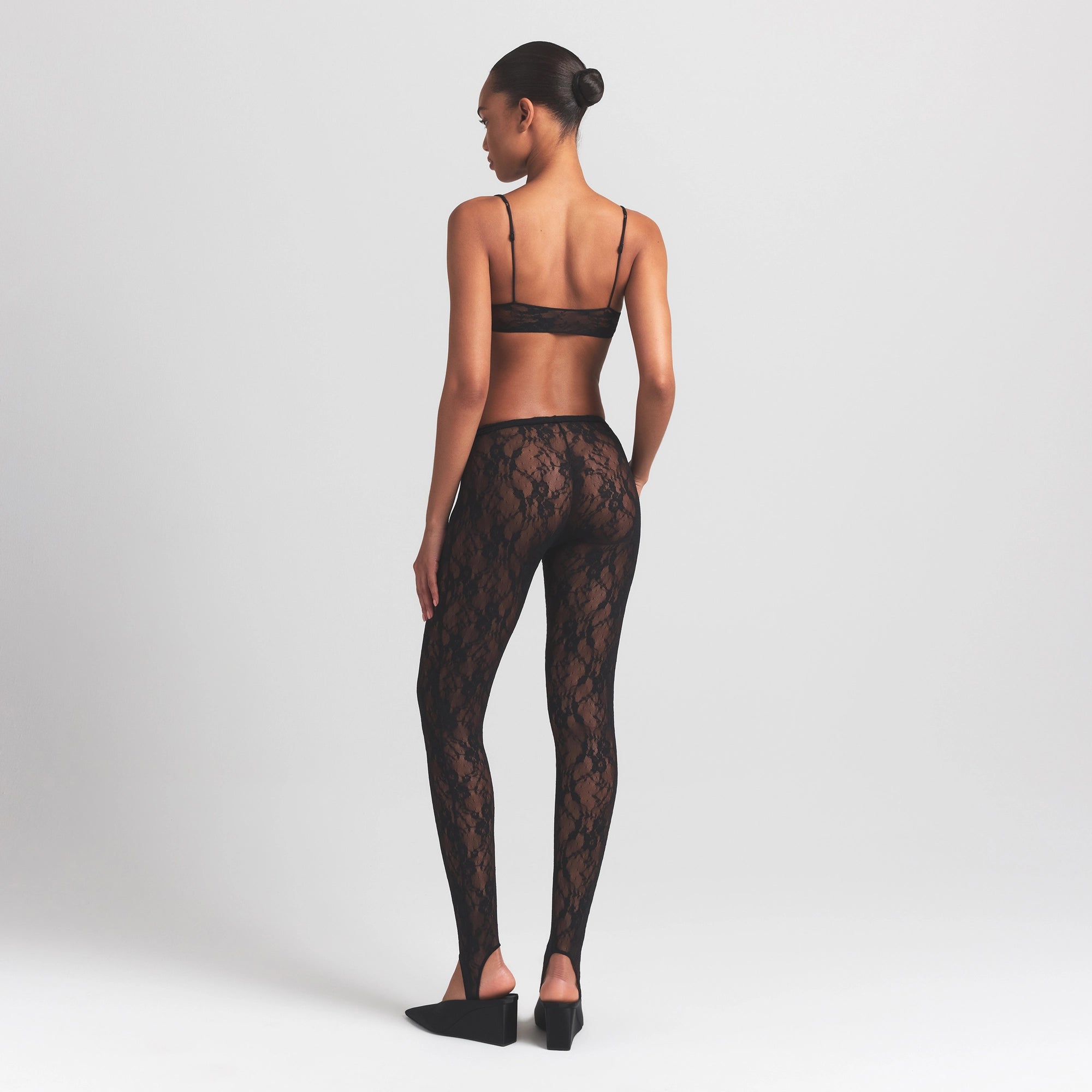 Stretch Lace Stirrup Legging