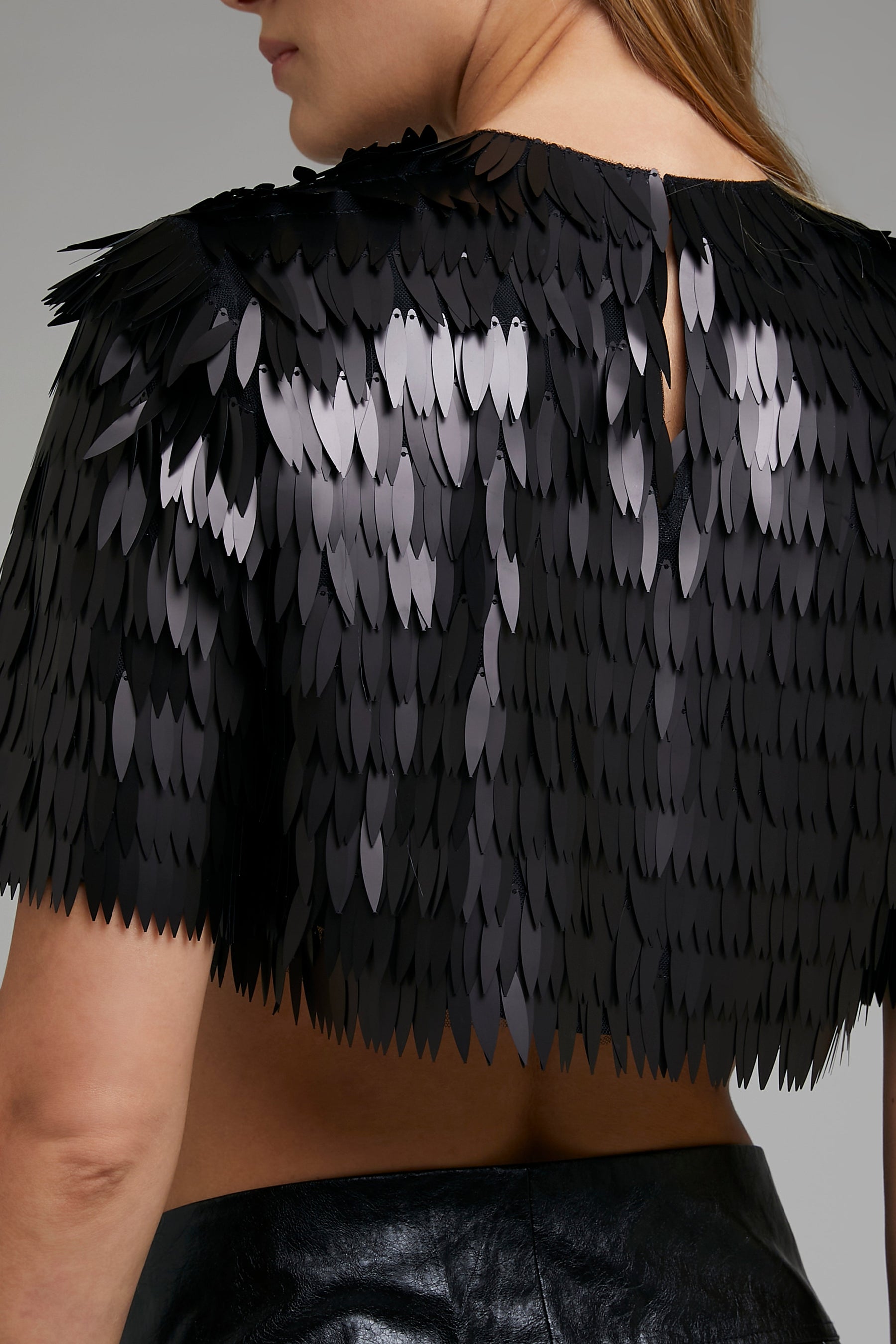 METALLIC FRINGED SEQUIN CROP TOP