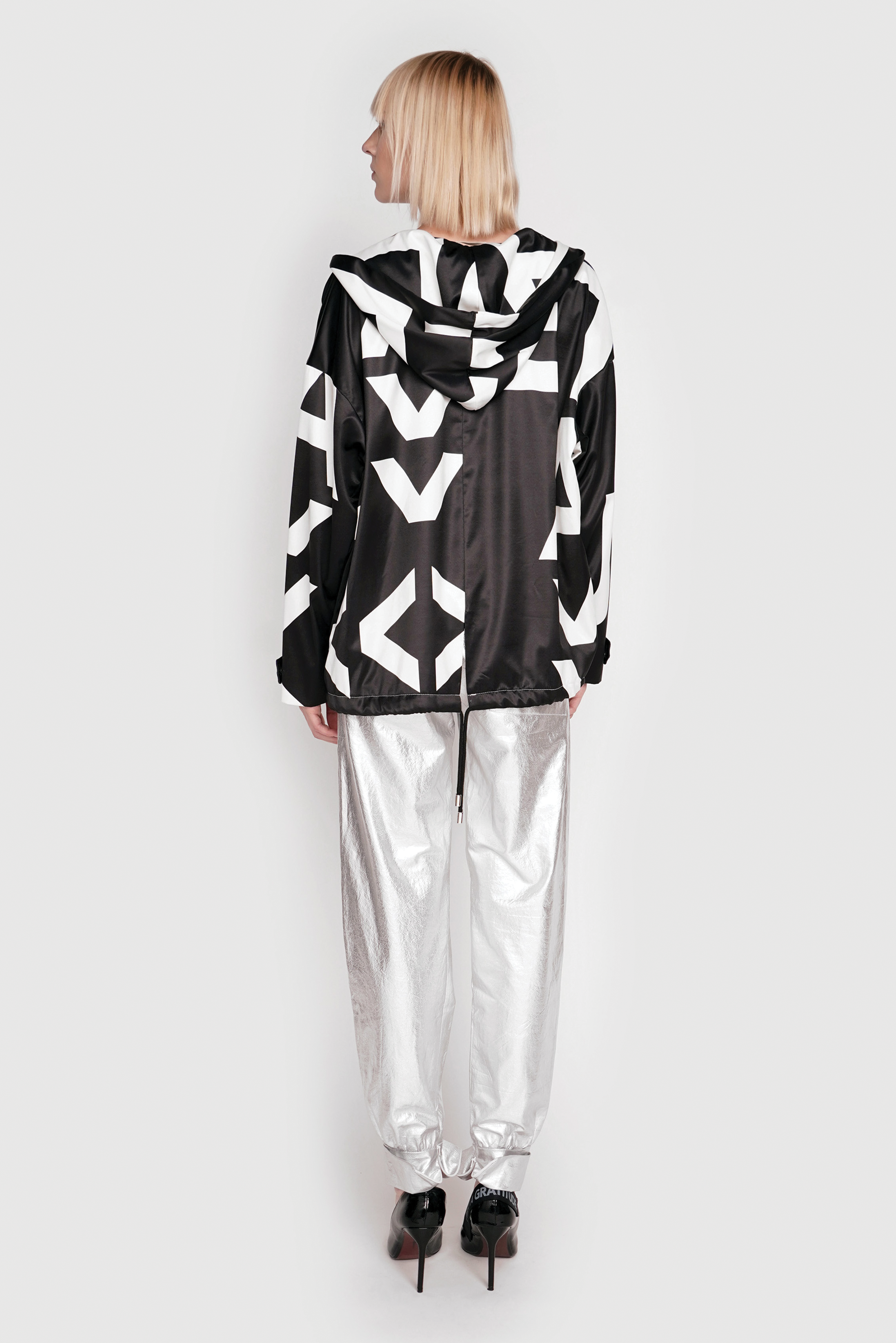 METALLIC TRACK PANTS