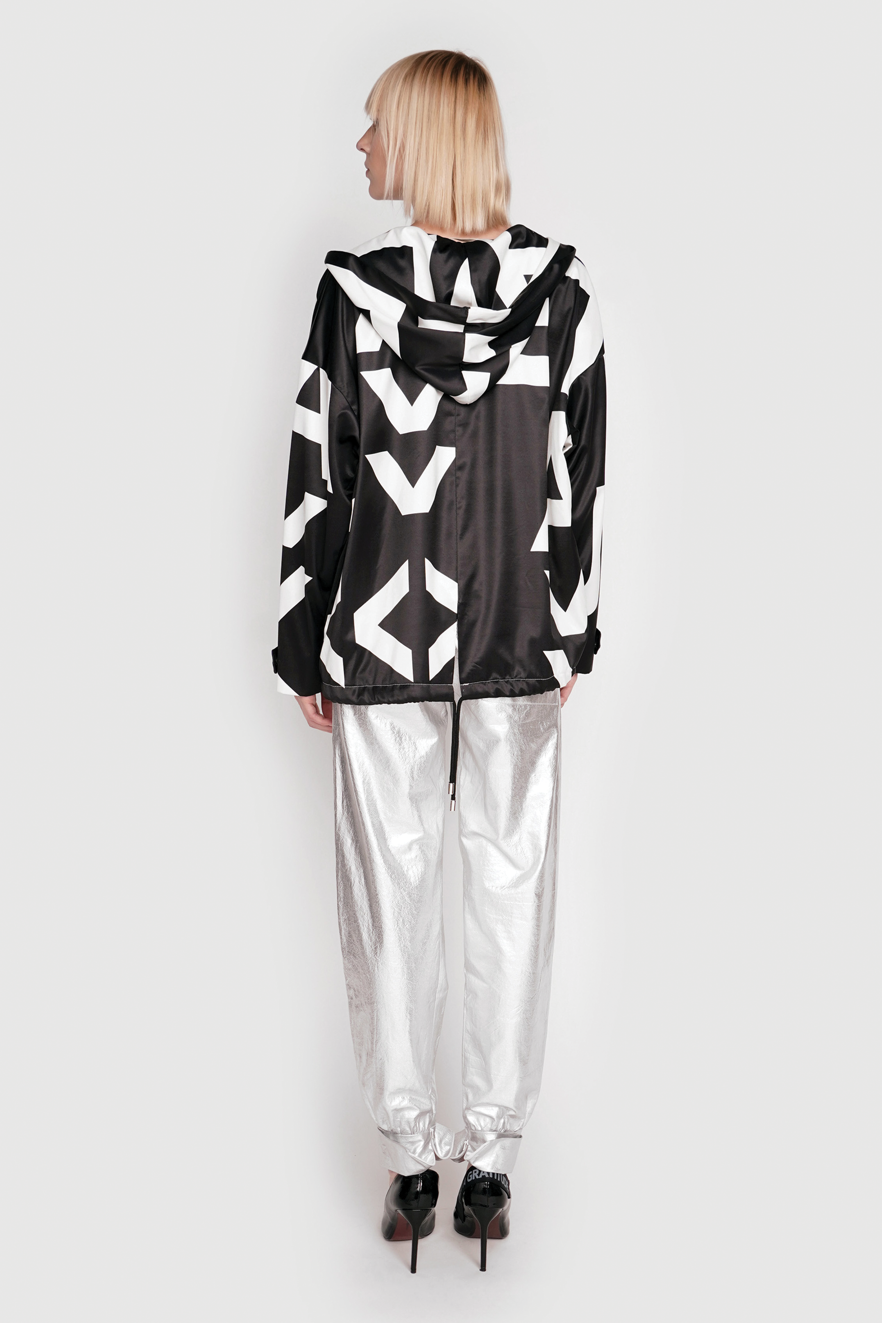 METALLIC TRACK PANTS