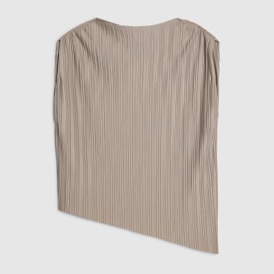 Grey Plisse Sleeveless Asymmetric Hem Top