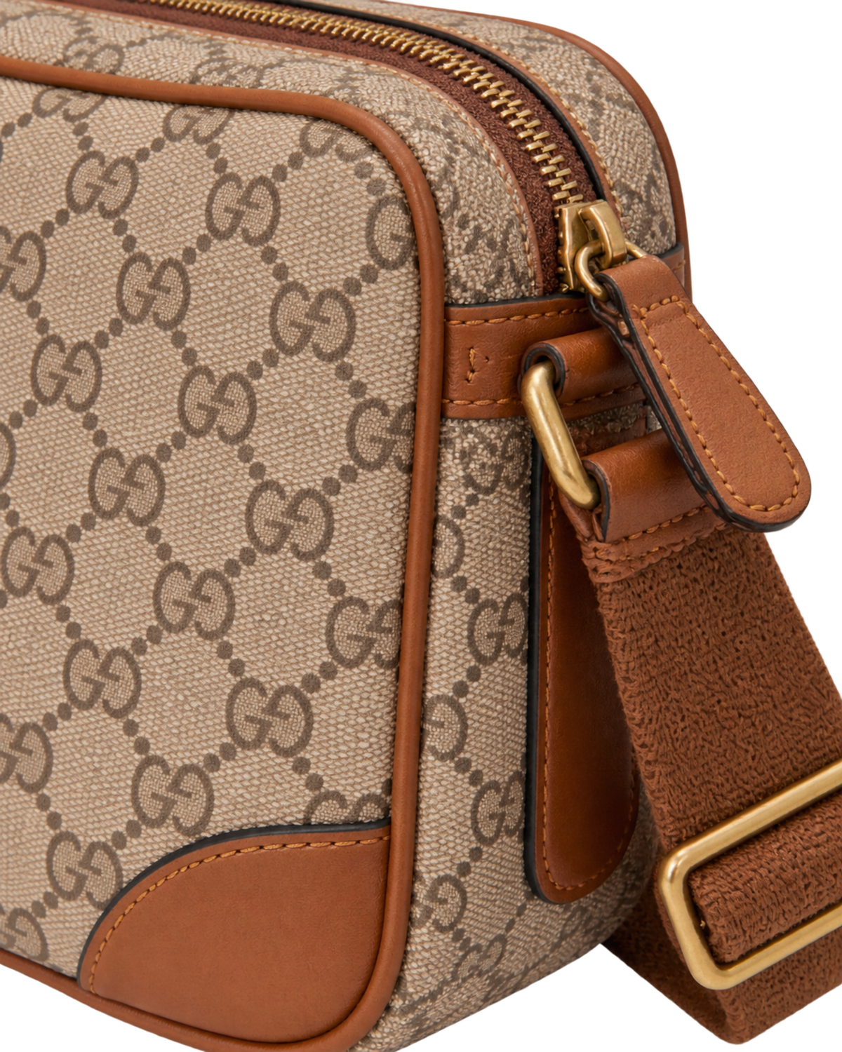 Gucci medium Emblem GG Supreme messenger bag