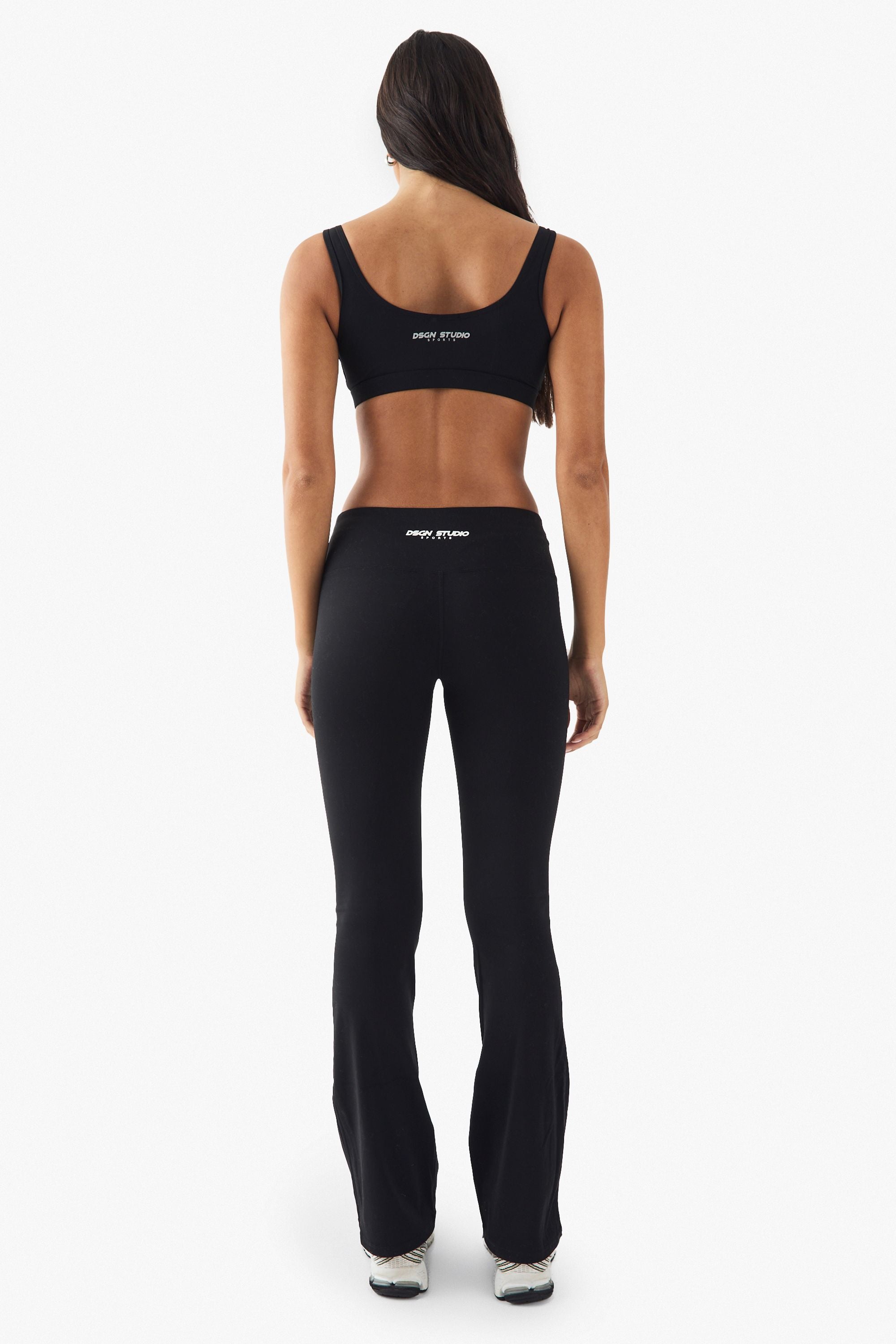 DSGN Studio Sport Zip Front Light Support Padded Sports Bra