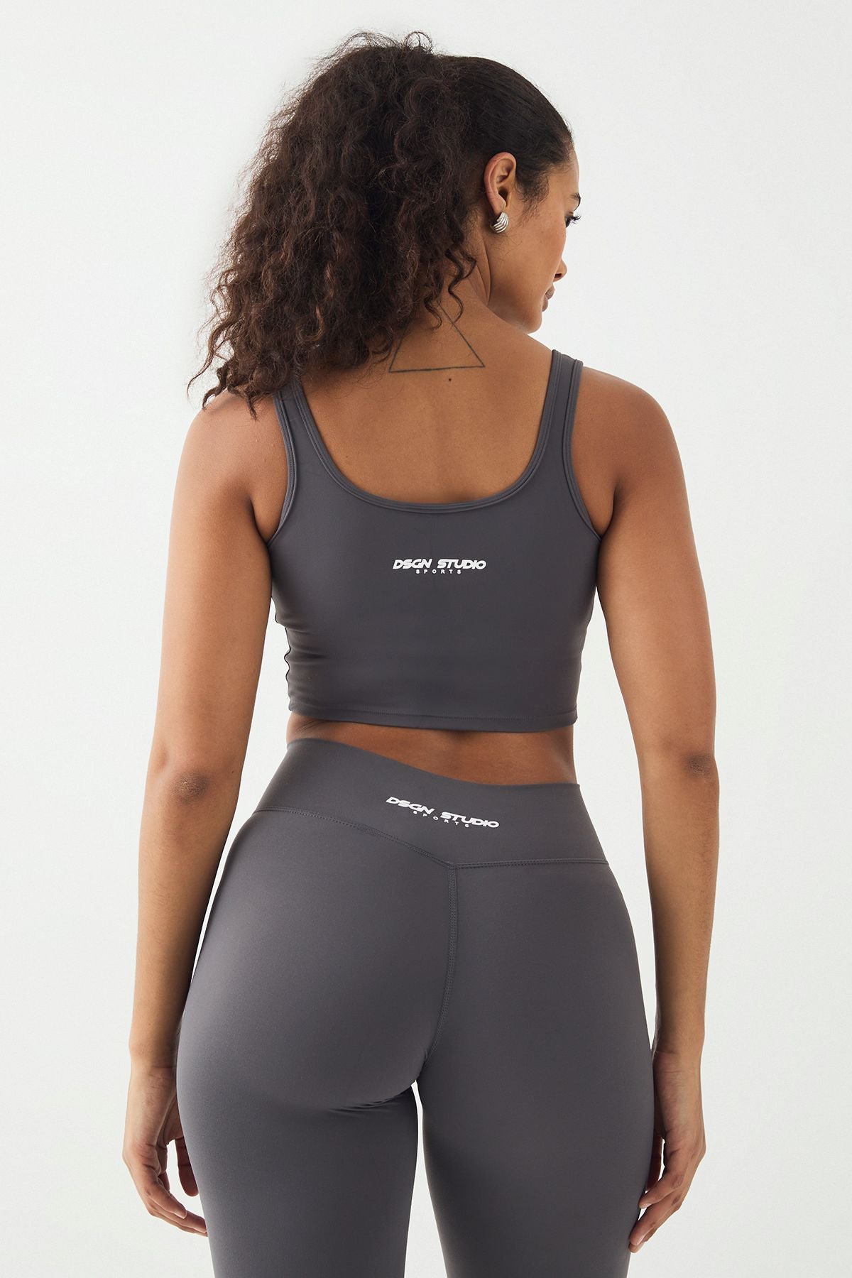 DSGN Studio Ultra sculpt Padded Sports Bra