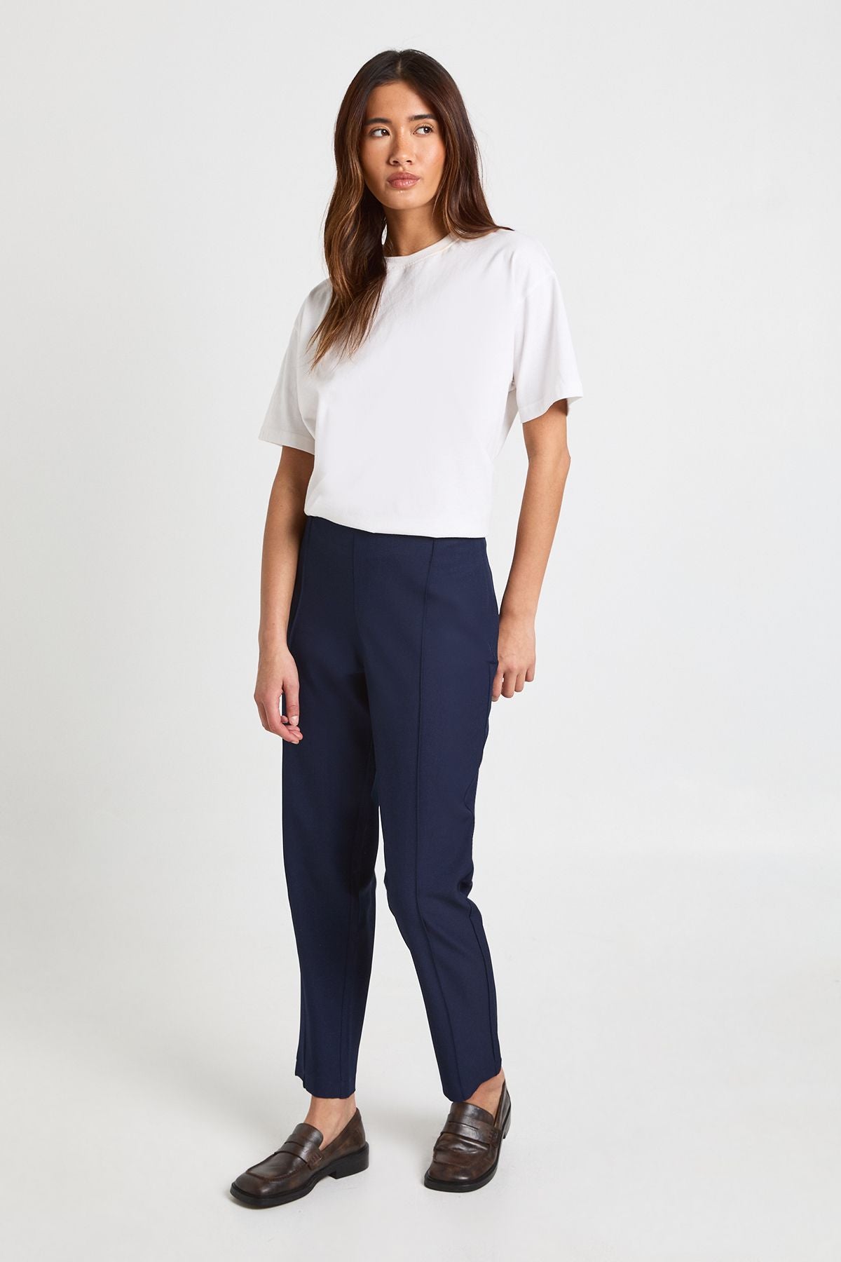 Boohoo Basics Tailored Tapered Trouser