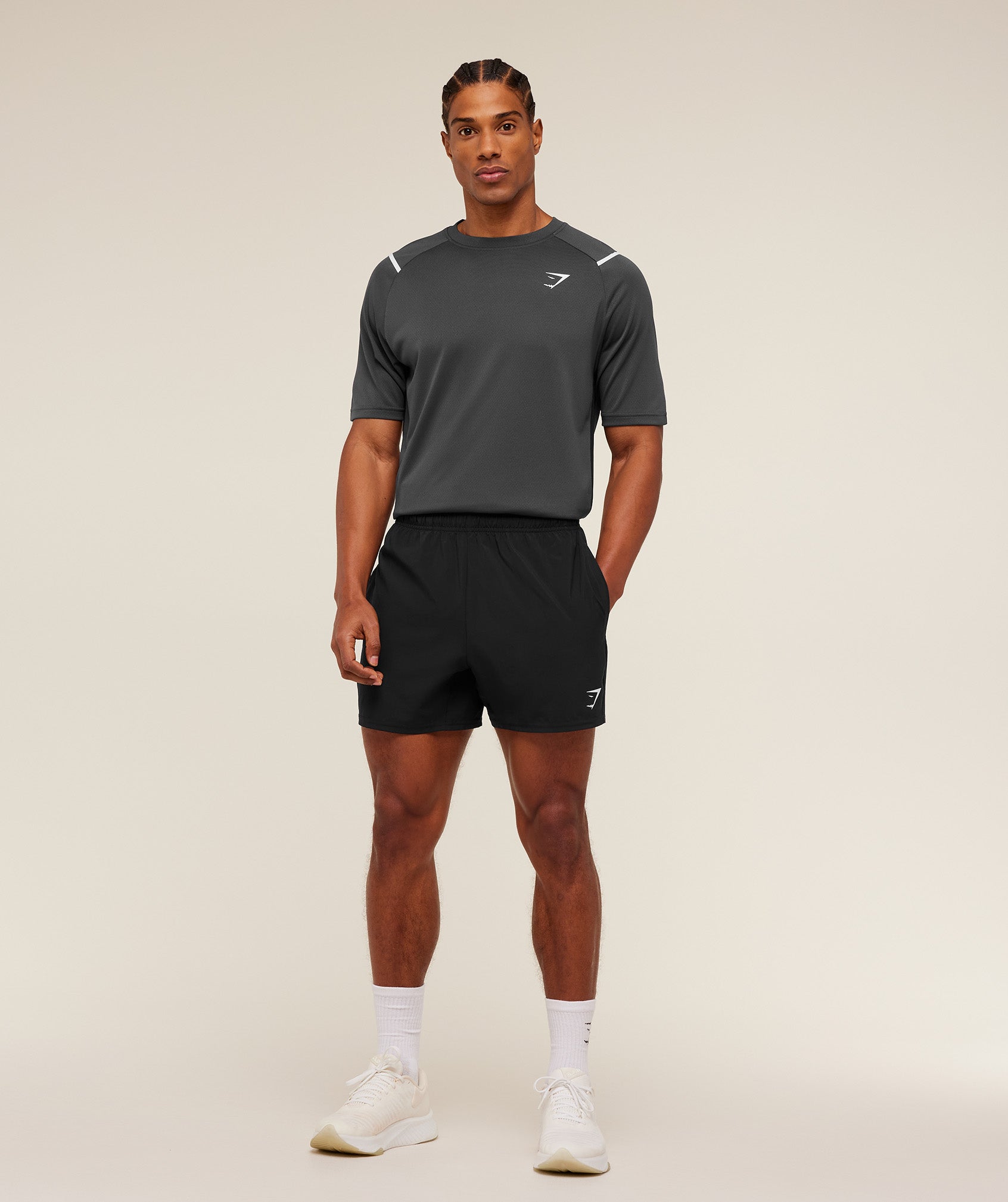 Gymshark Arrival Contrast T-Shirt - GS Onyx Grey/GS Black