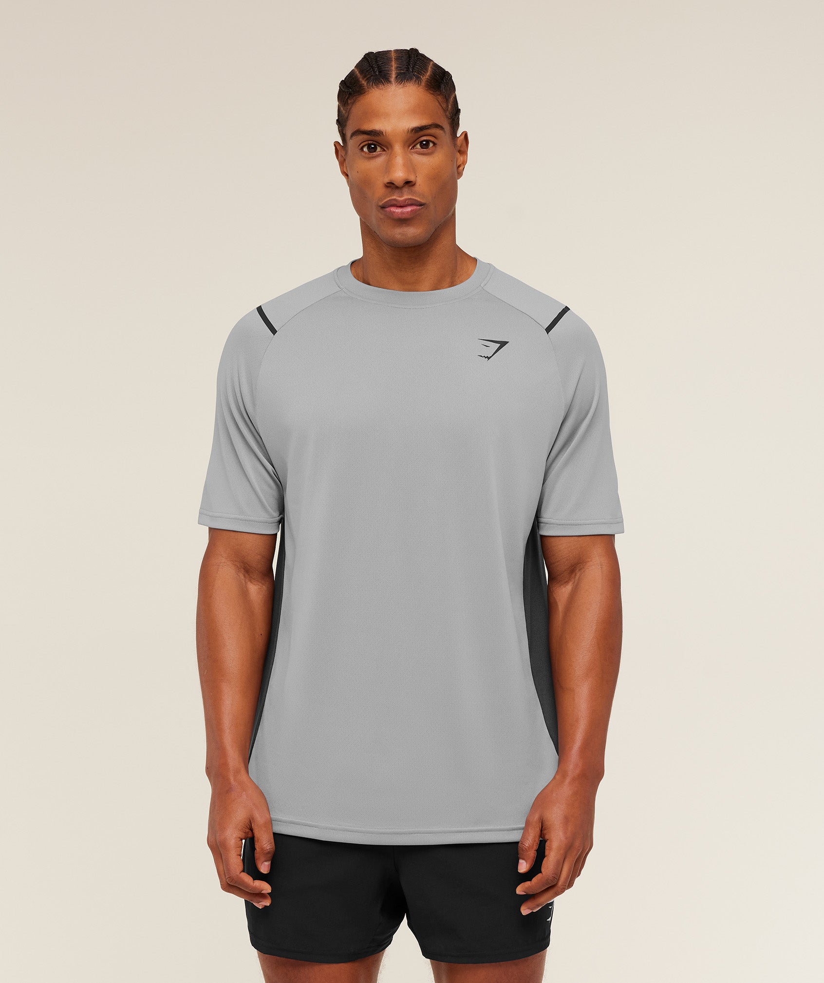 Gymshark Arrival Contrast T-Shirt - Smokey Grey / Onyx Grey
