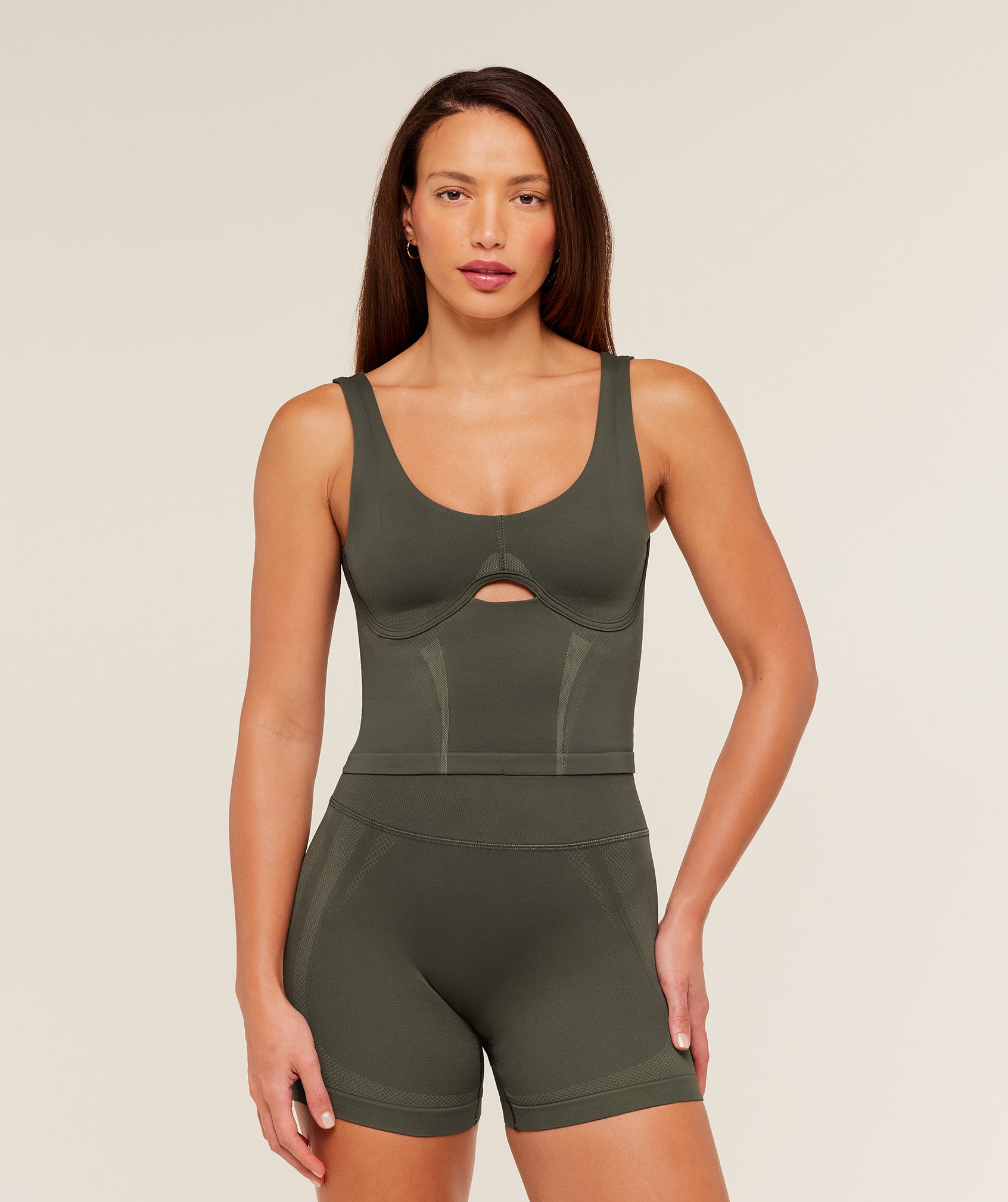Gymshark Weekend Seamless Tank Top - Strength Green / Grounded Green