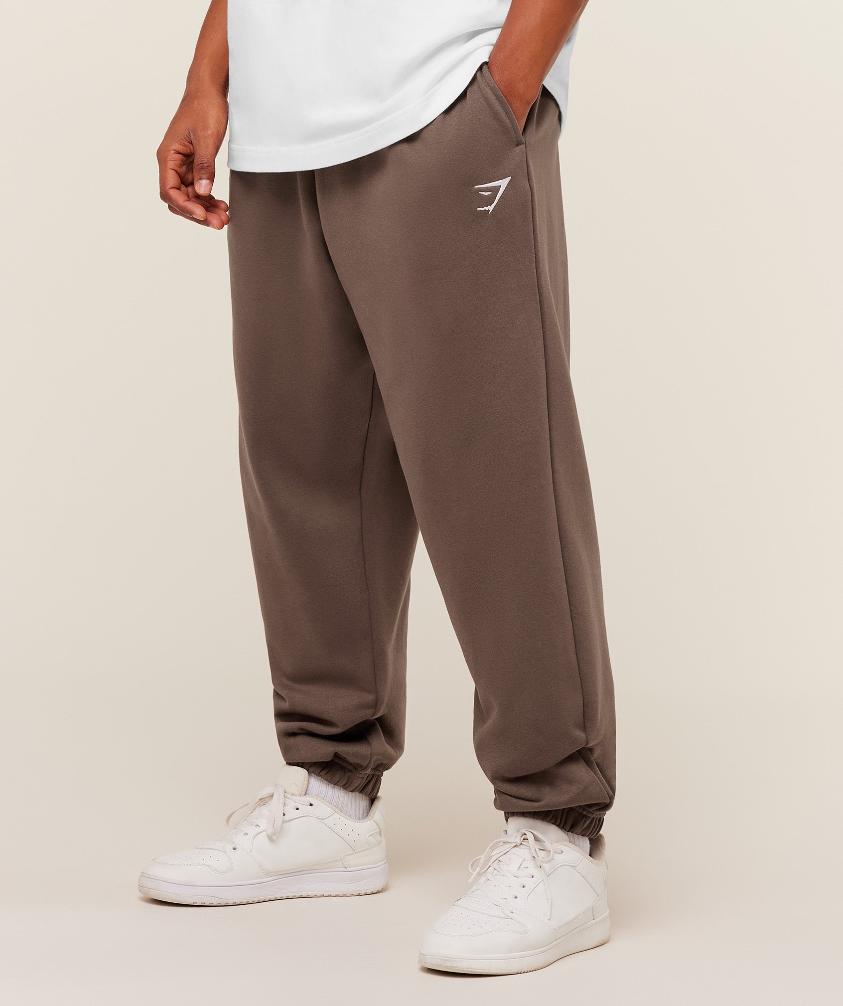 Gymshark Crest Oversized Joggers - Soft Brown