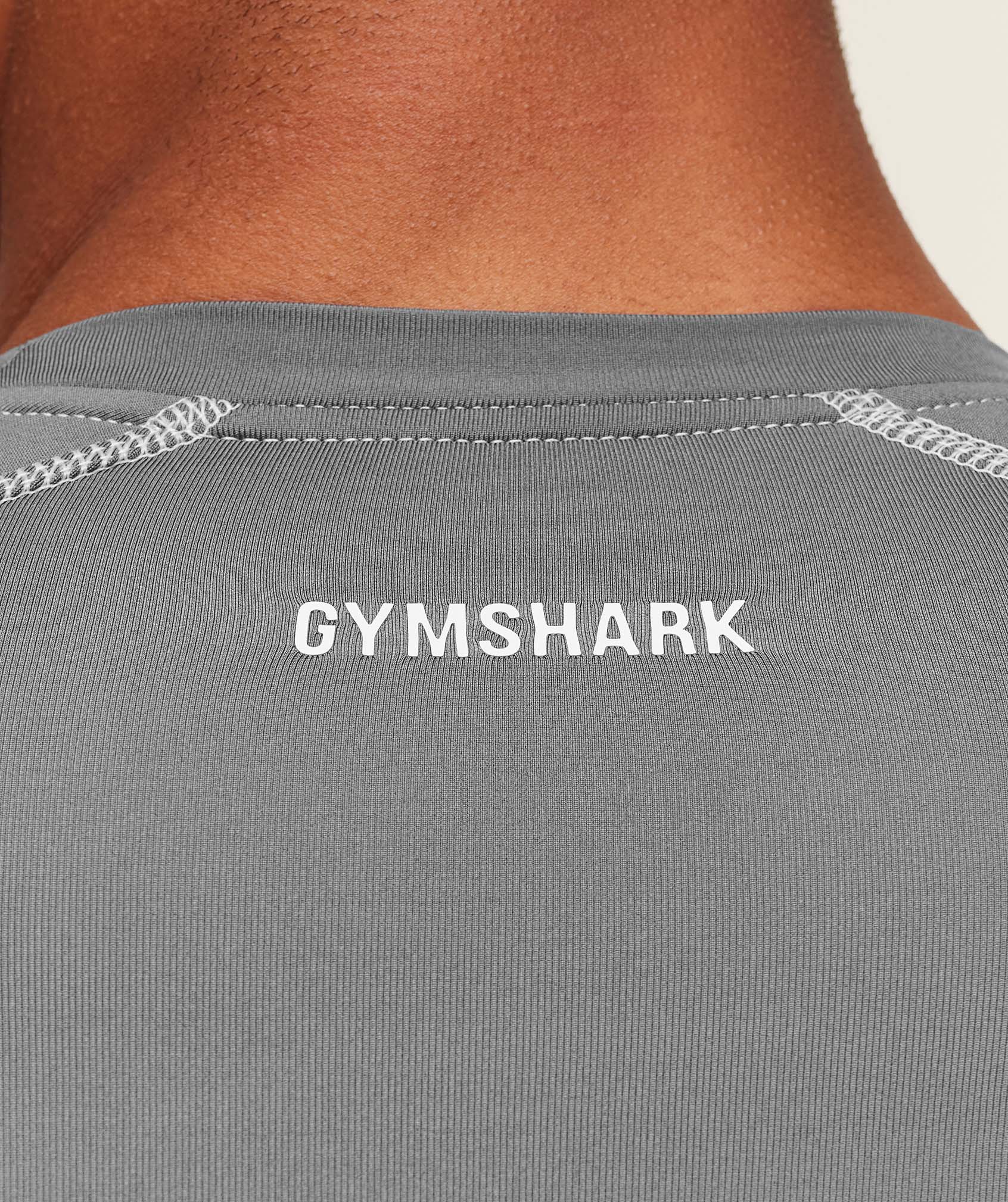 Gymshark Element Baselayer T-Shirt - Pitch Grey/White