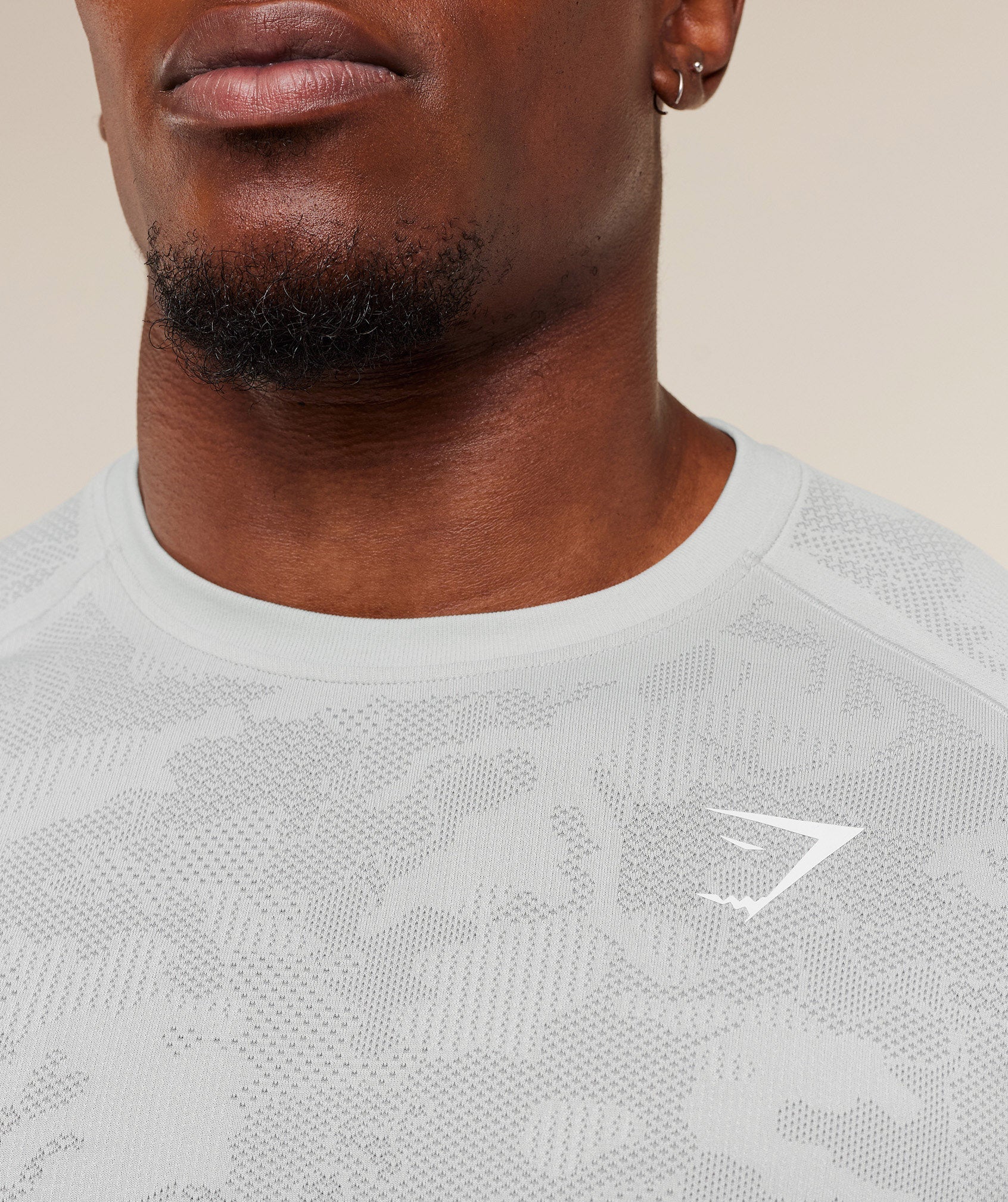 Gymshark Geo Seamless T-Shirt - Light Grey/Smokey Grey