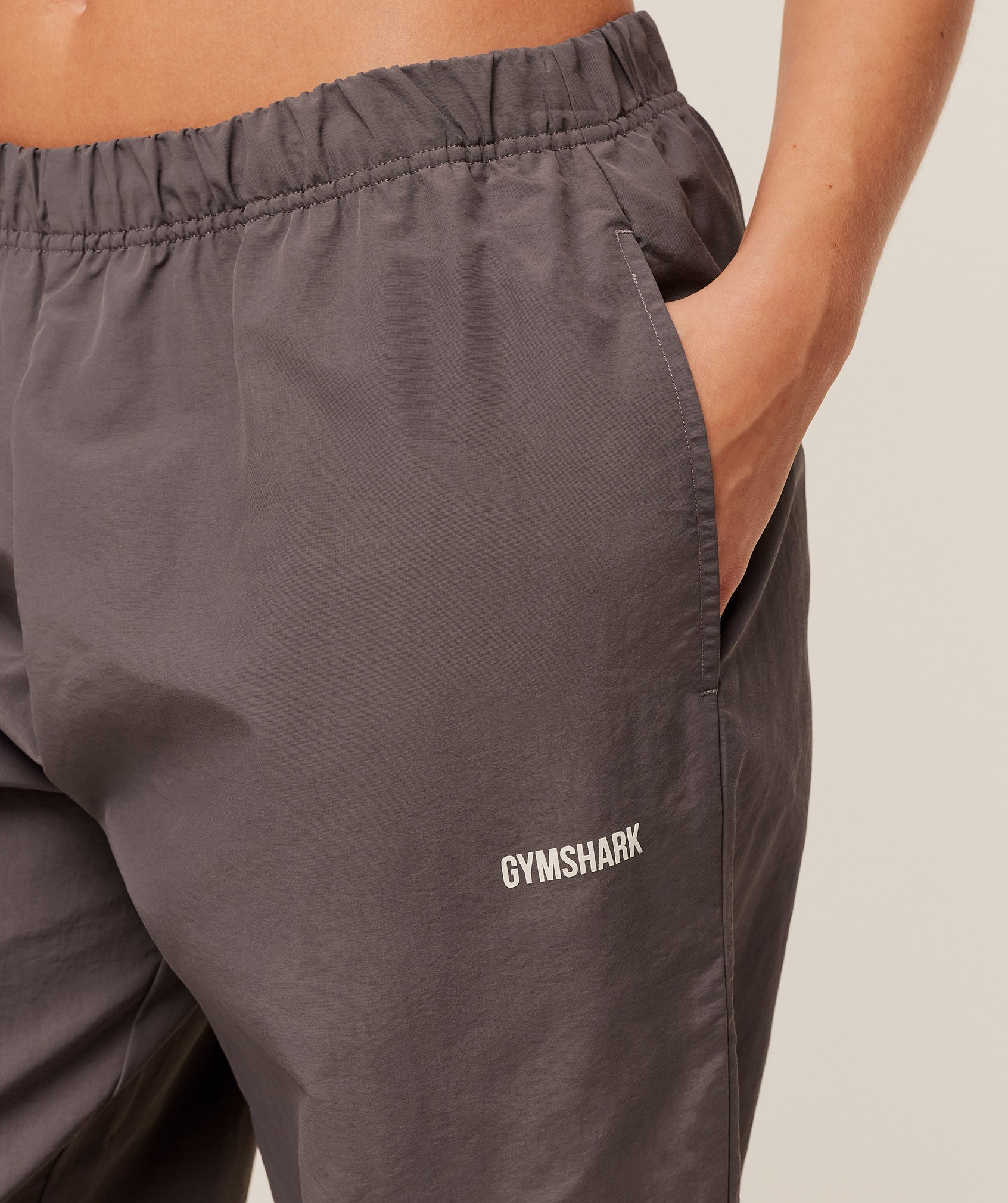 Gymshark Woven Track Pant - Cool Brown