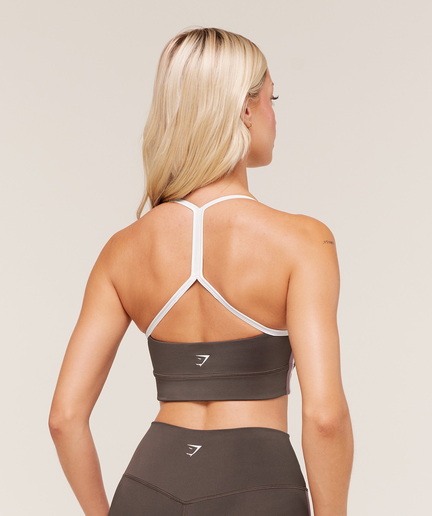 Gymshark Piping Sports Bra - Walnut Brown/Chestnut Pink/Soft White
